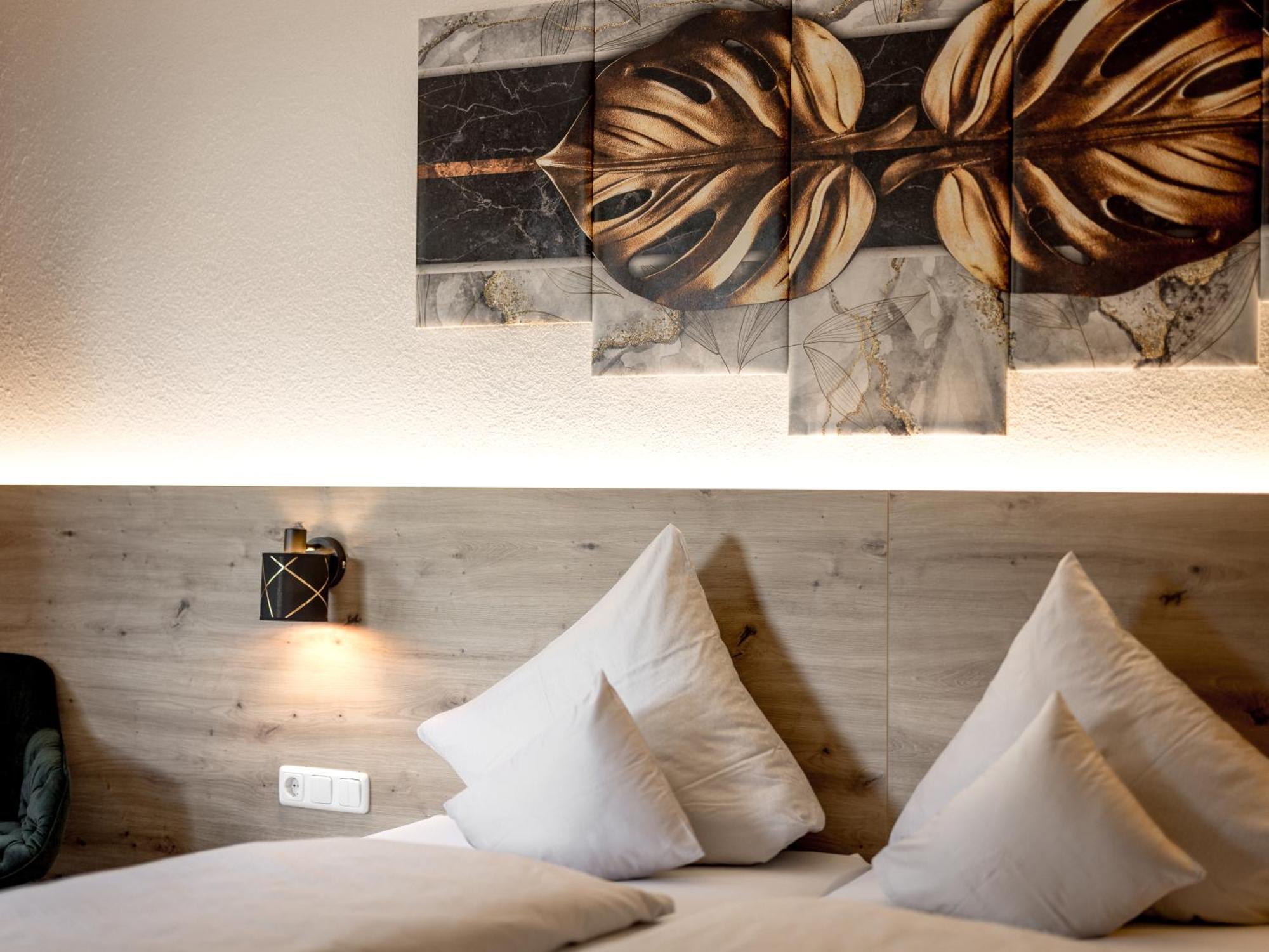 ホテル Quality Hosts Arlberg - Haus Pepi Eiter サンクト・アントン・アム・アールベルク エクステリア 写真